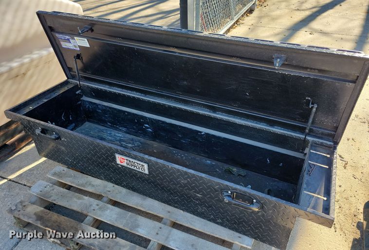 image for item LC9295 Automotive accessories