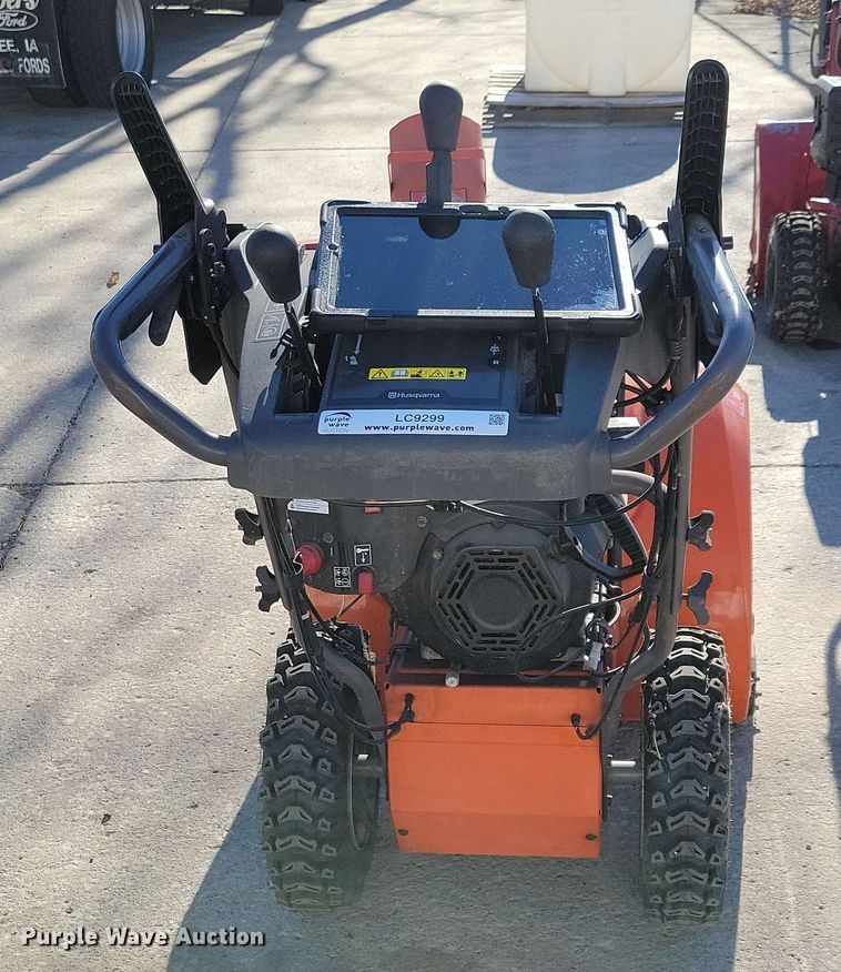 image for item LC9299 2015 Husqvarna ST230P  snow blower