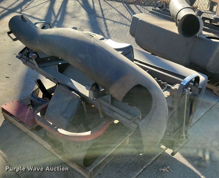 image for item LC9300 Exmark  grass bagger