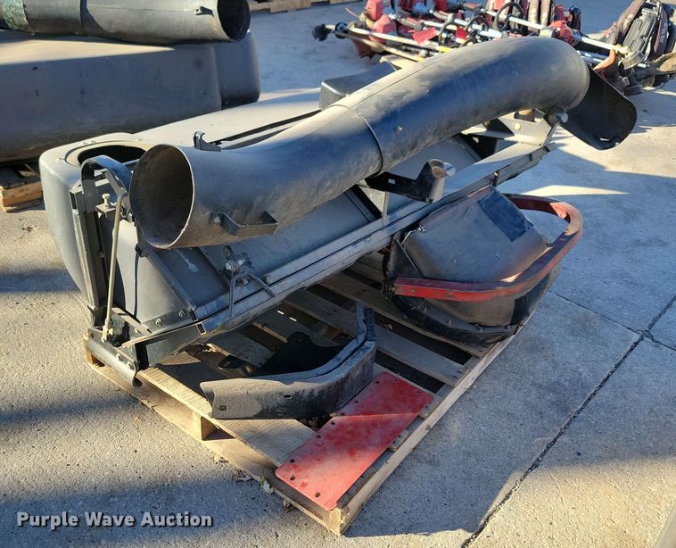 image for item LC9300 Exmark  grass bagger