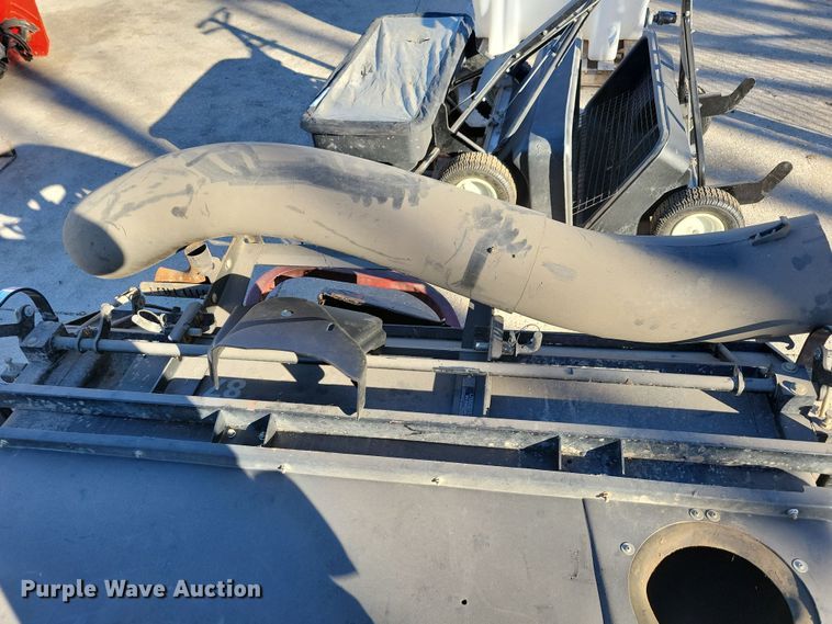 image for item LC9300 Exmark  grass bagger