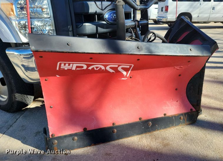 image for item LC9305 2013 Ford F350 Super Duty  SuperCab dump bed pickup truck