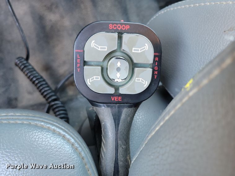 image for item LC9305 2013 Ford F350 Super Duty  SuperCab dump bed pickup truck