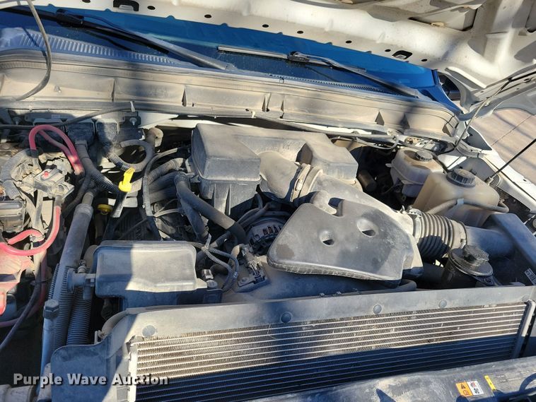 image for item LC9305 2013 Ford F350 Super Duty  SuperCab dump bed pickup truck