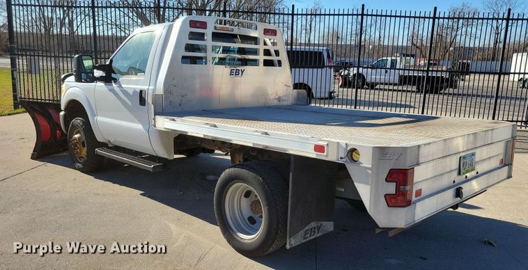 image for item LC9308 2011 Ford F350 Super Duty  flatbed pickup truck