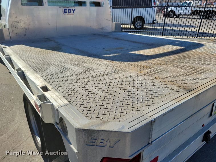 image for item LC9308 2011 Ford F350 Super Duty  flatbed pickup truck