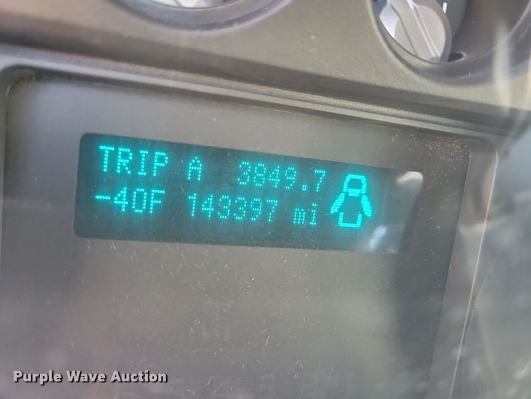 image for item LC9308 2011 Ford F350 Super Duty  flatbed pickup truck