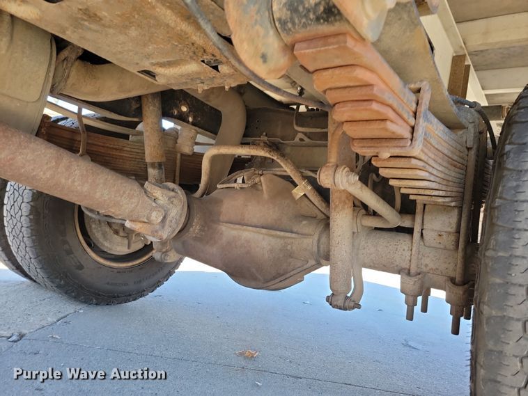 image for item LC9308 2011 Ford F350 Super Duty  flatbed pickup truck