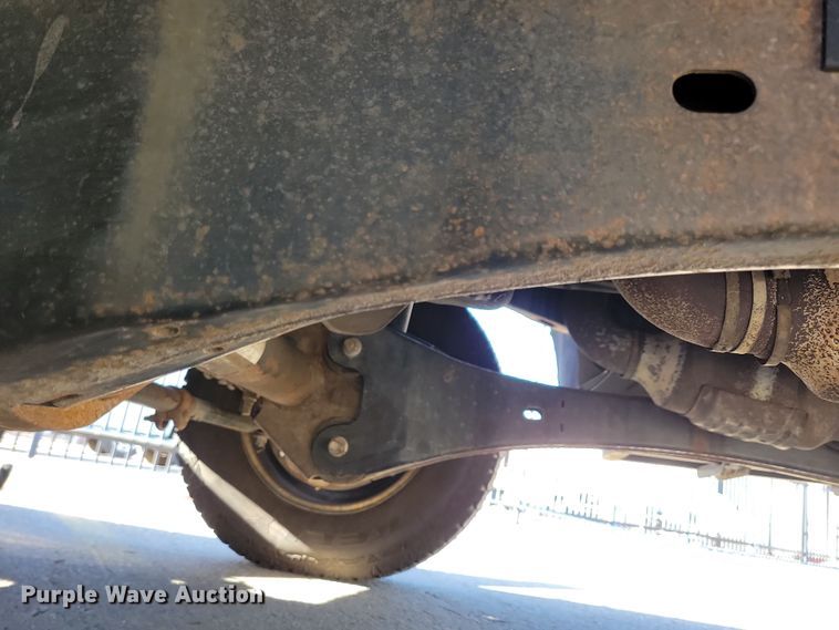 image for item LC9308 2011 Ford F350 Super Duty  flatbed pickup truck