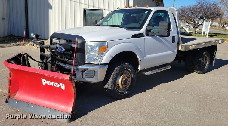 image for item LC9309 2011 Ford F350 Super Duty  flatbed pickup truck