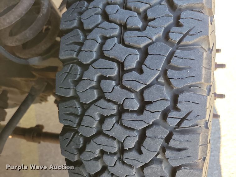 image for item LC9309 2011 Ford F350 Super Duty  flatbed pickup truck