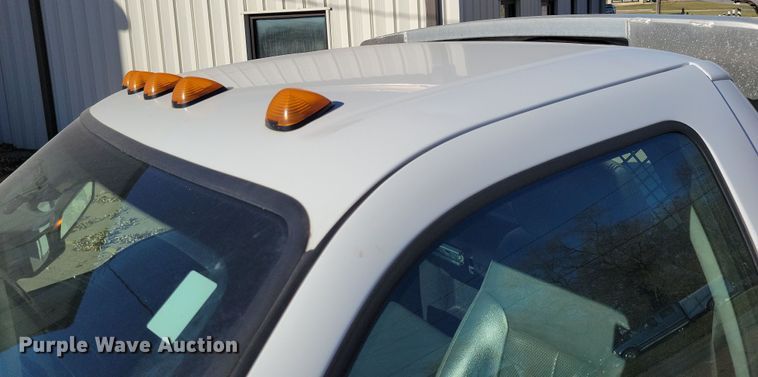 image for item LC9309 2011 Ford F350 Super Duty  flatbed pickup truck