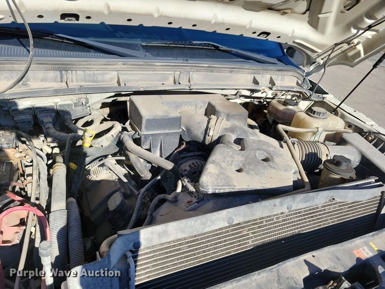 image for item LC9309 2011 Ford F350 Super Duty  flatbed pickup truck