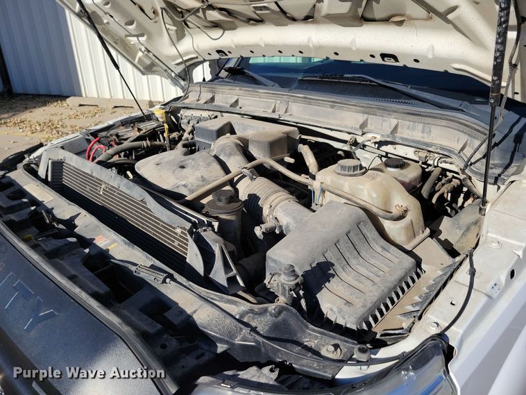 image for item LC9309 2011 Ford F350 Super Duty  flatbed pickup truck