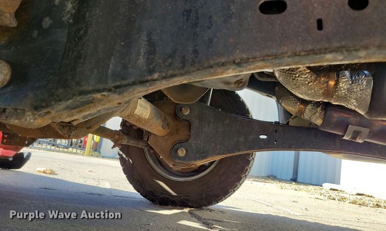 image for item LC9309 2011 Ford F350 Super Duty  flatbed pickup truck