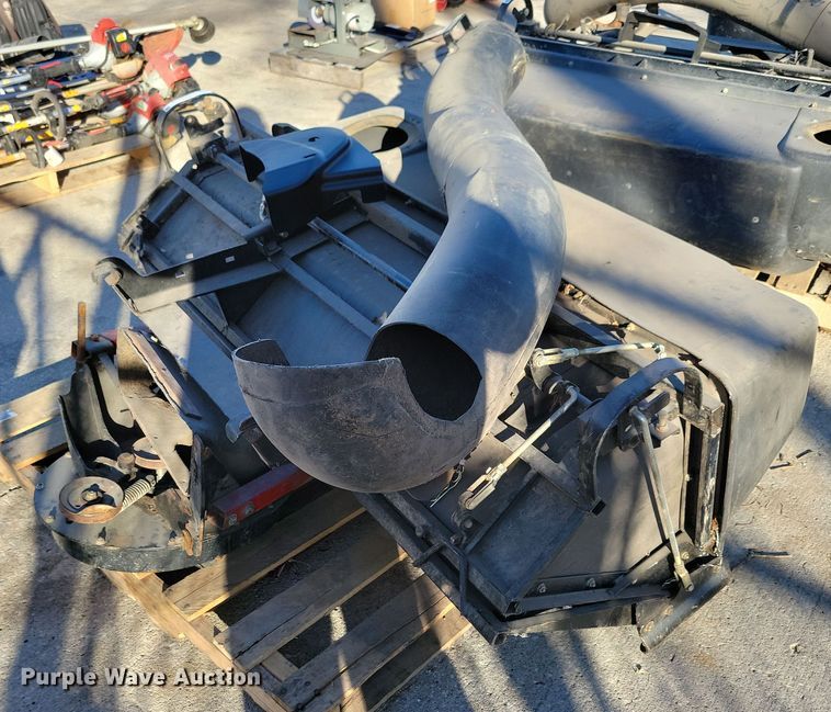 image for item LC9311 Exmark  grass bagger