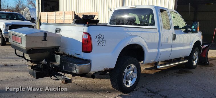 image for item LC9312 2015 Ford F250 Super Duty  SuperCab pickup truck