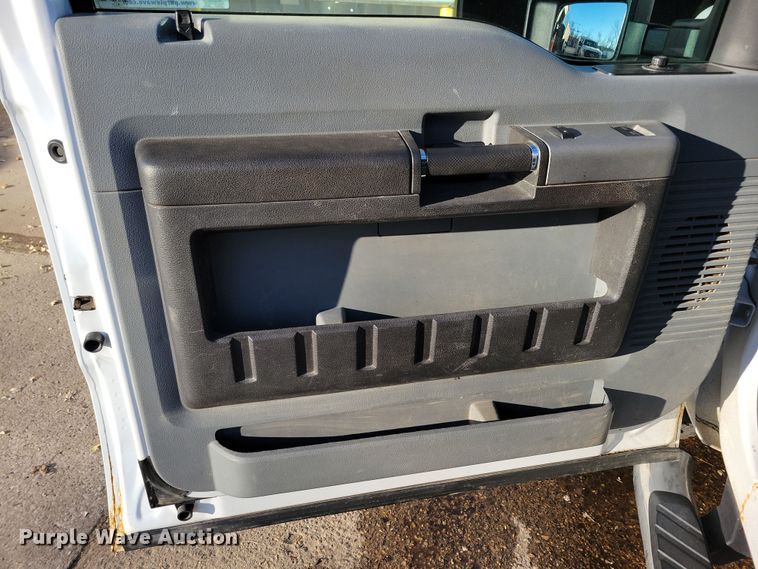 image for item LC9312 2015 Ford F250 Super Duty  SuperCab pickup truck