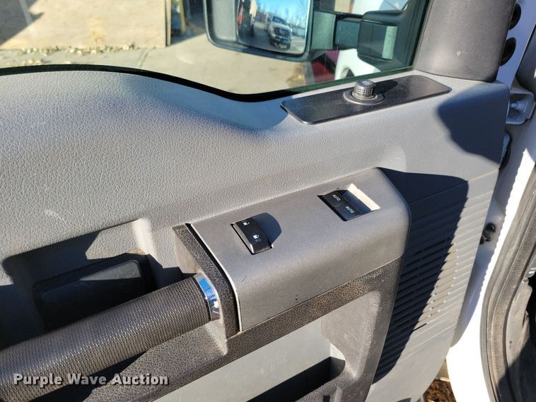 image for item LC9312 2015 Ford F250 Super Duty  SuperCab pickup truck