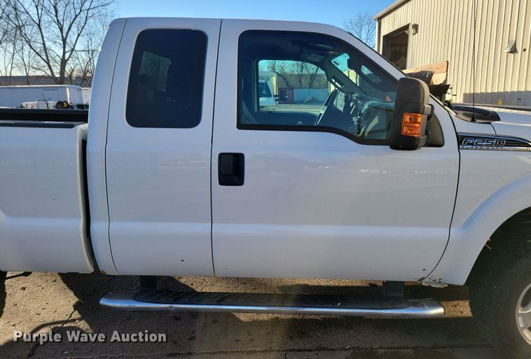 image for item LC9312 2015 Ford F250 Super Duty  SuperCab pickup truck