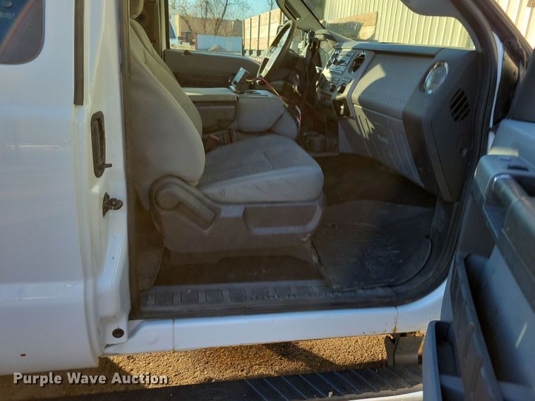 image for item LC9312 2015 Ford F250 Super Duty  SuperCab pickup truck