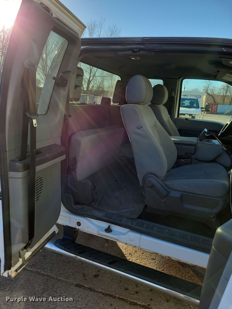 image for item LC9312 2015 Ford F250 Super Duty  SuperCab pickup truck