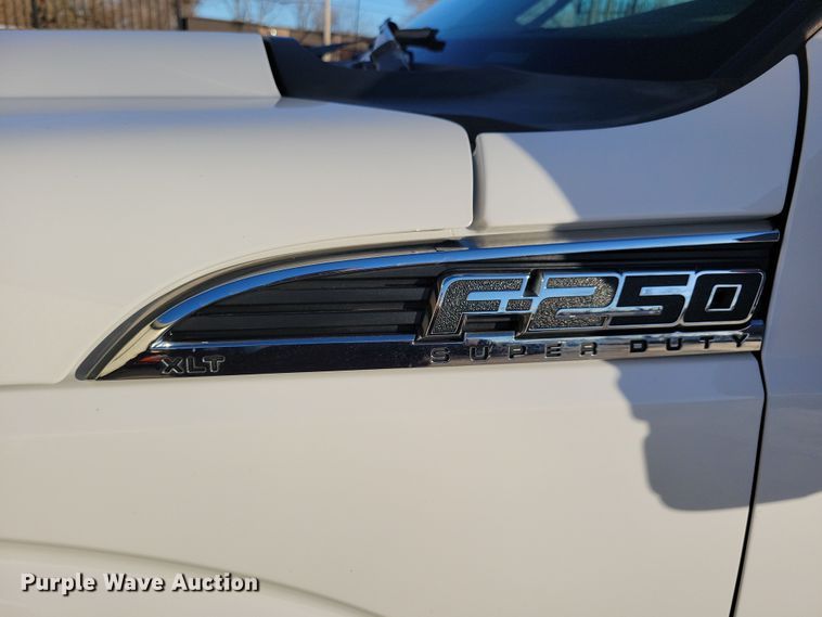 image for item LC9312 2015 Ford F250 Super Duty  SuperCab pickup truck