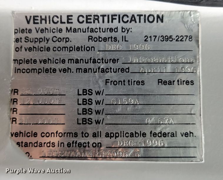 image for item LC9315 1997 International 4700 propane delivery truck