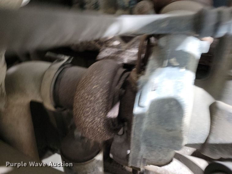 image for item LC9315 1997 International 4700 propane delivery truck