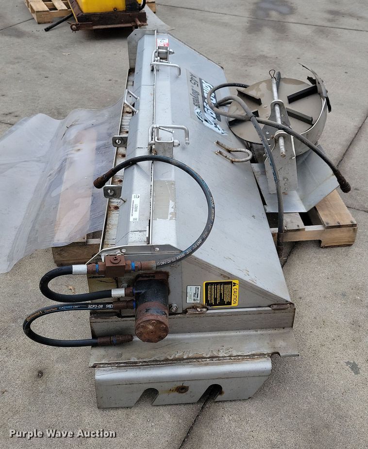 image for item LC9318 Buyers Salt Dogg  84" W spreader