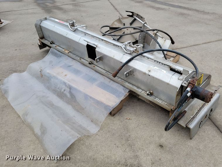 image for item LC9318 Buyers Salt Dogg  84" W spreader