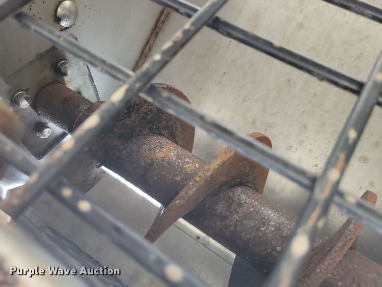 image for item LC9318 Buyers Salt Dogg  84" W spreader