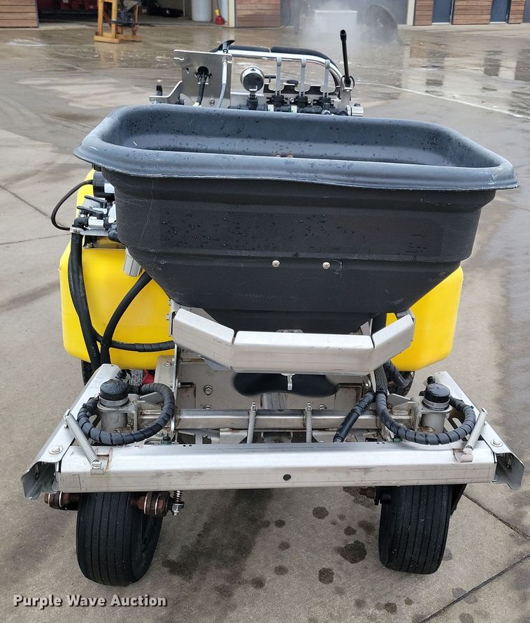 image for item LC9320 LT Rich Products Z Spray  applicator