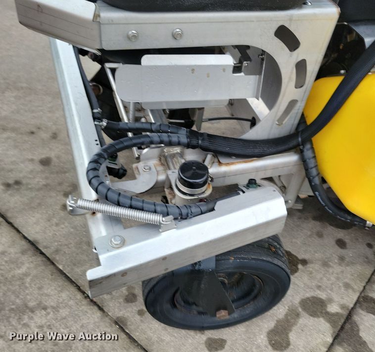 image for item LC9320 LT Rich Products Z Spray  applicator