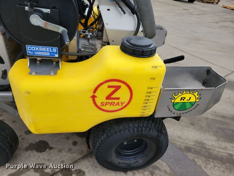 image for item LC9320 LT Rich Products Z Spray  applicator