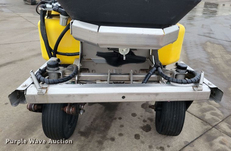 image for item LC9320 LT Rich Products Z Spray  applicator