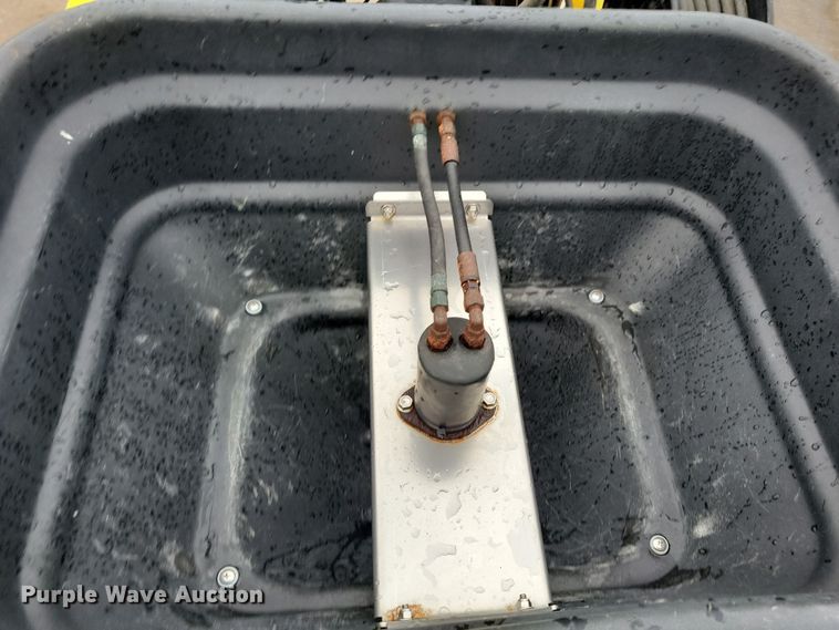 image for item LC9320 LT Rich Products Z Spray  applicator