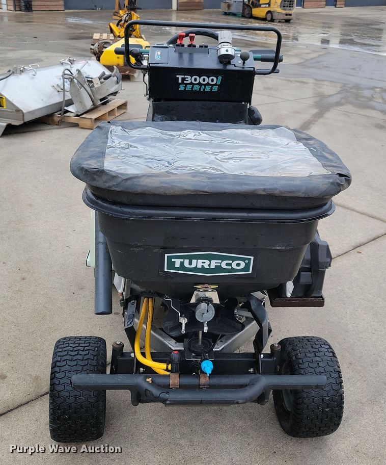 image for item LC9321 Turfco T3000i  applicator