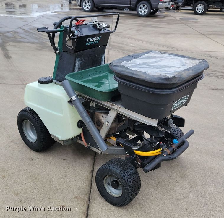 image for item LC9321 Turfco T3000i  applicator