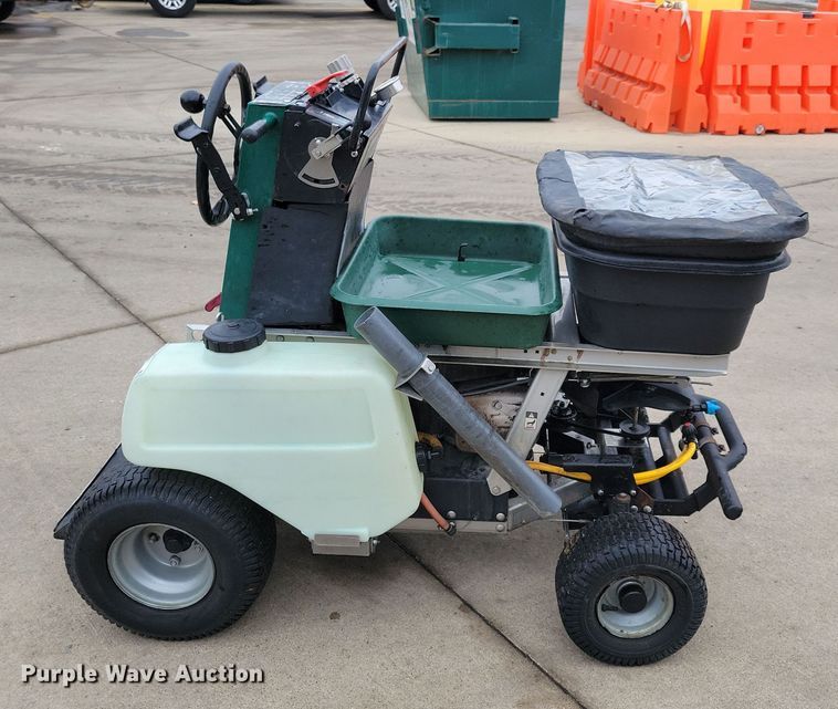 image for item LC9321 Turfco T3000i  applicator