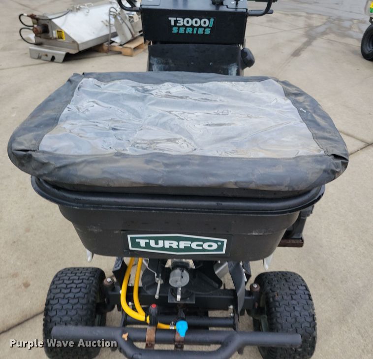 image for item LC9321 Turfco T3000i  applicator