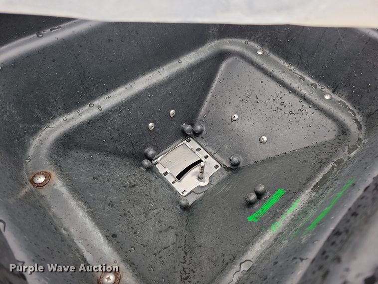 image for item LC9321 Turfco T3000i  applicator