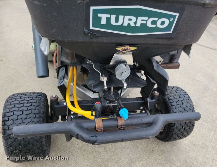 image for item LC9321 Turfco T3000i  applicator