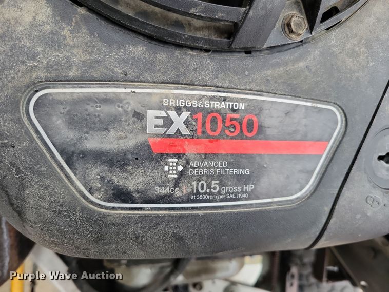 image for item LC9321 Turfco T3000i  applicator