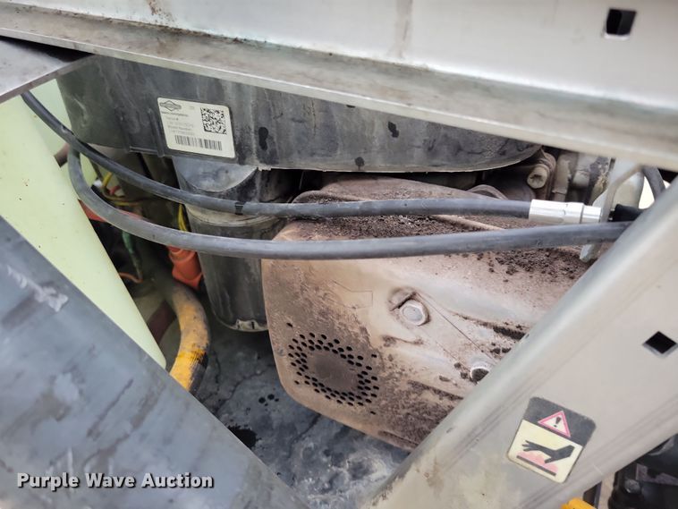 image for item LC9321 Turfco T3000i  applicator