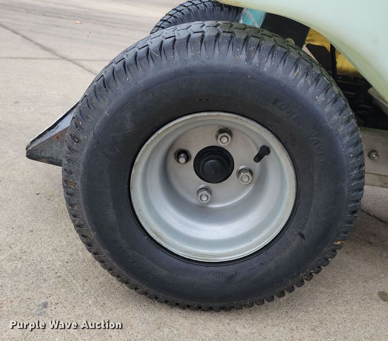 image for item LC9321 Turfco T3000i  applicator