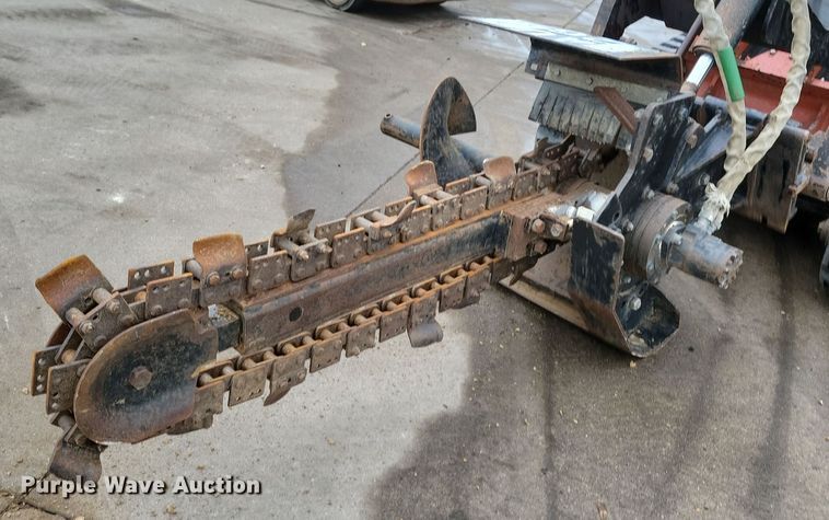 image for item LC9322 2003 Vermeer TR23  compact utility loader trencher