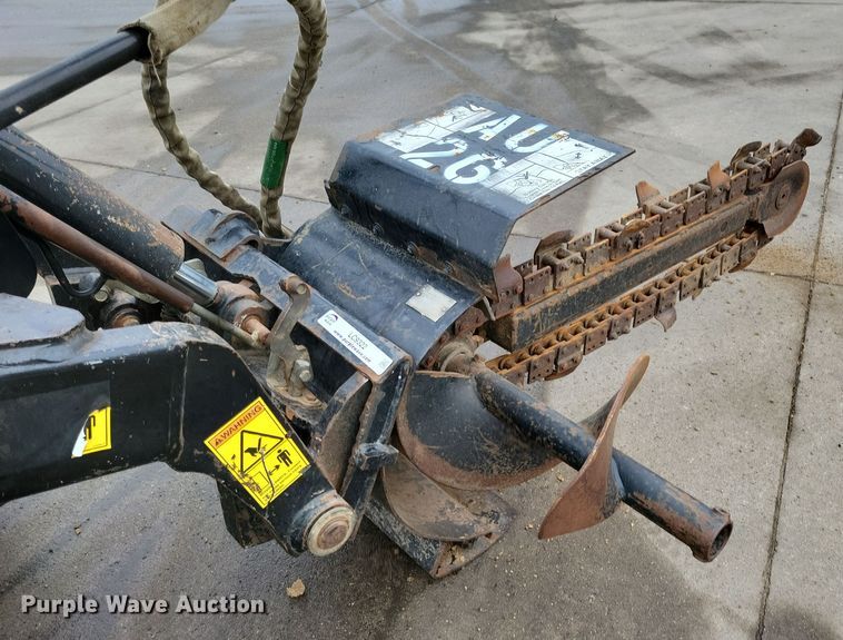 image for item LC9322 2003 Vermeer TR23  compact utility loader trencher