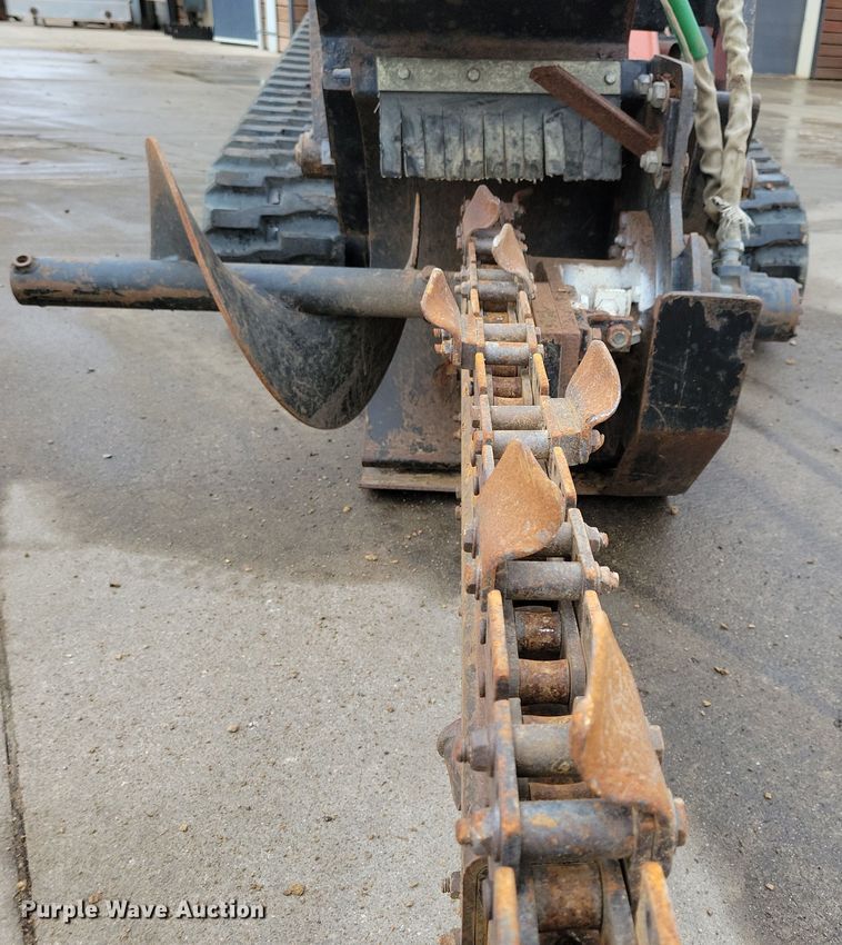 image for item LC9322 2003 Vermeer TR23  compact utility loader trencher