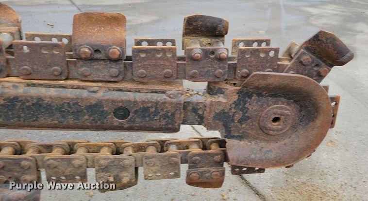 image for item LC9322 2003 Vermeer TR23  compact utility loader trencher